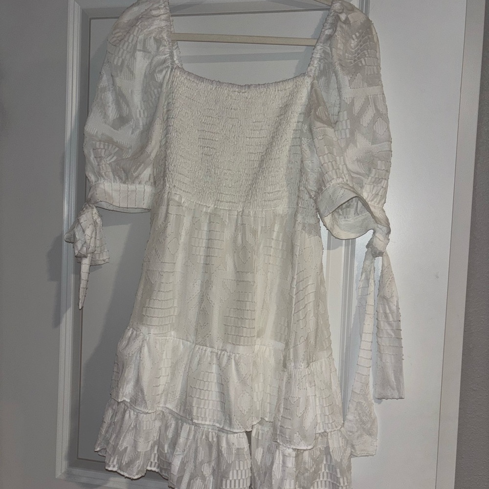 White Textured Dress with Puff Sleeves - Picture 2 of 3